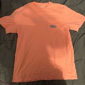 Men’s Vineyard Vines Tee, Size Medium